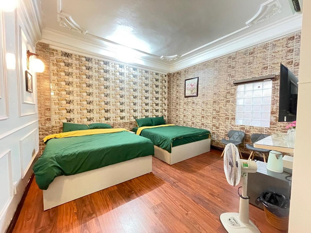 Il Divo Hostel & Spa Hanoï Extérieur photo